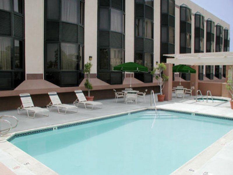 Holiday Inn Long Beach-Downtown Area מתקנים תמונה